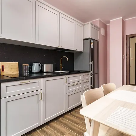 Apartament Srodmiescie Silva アパート